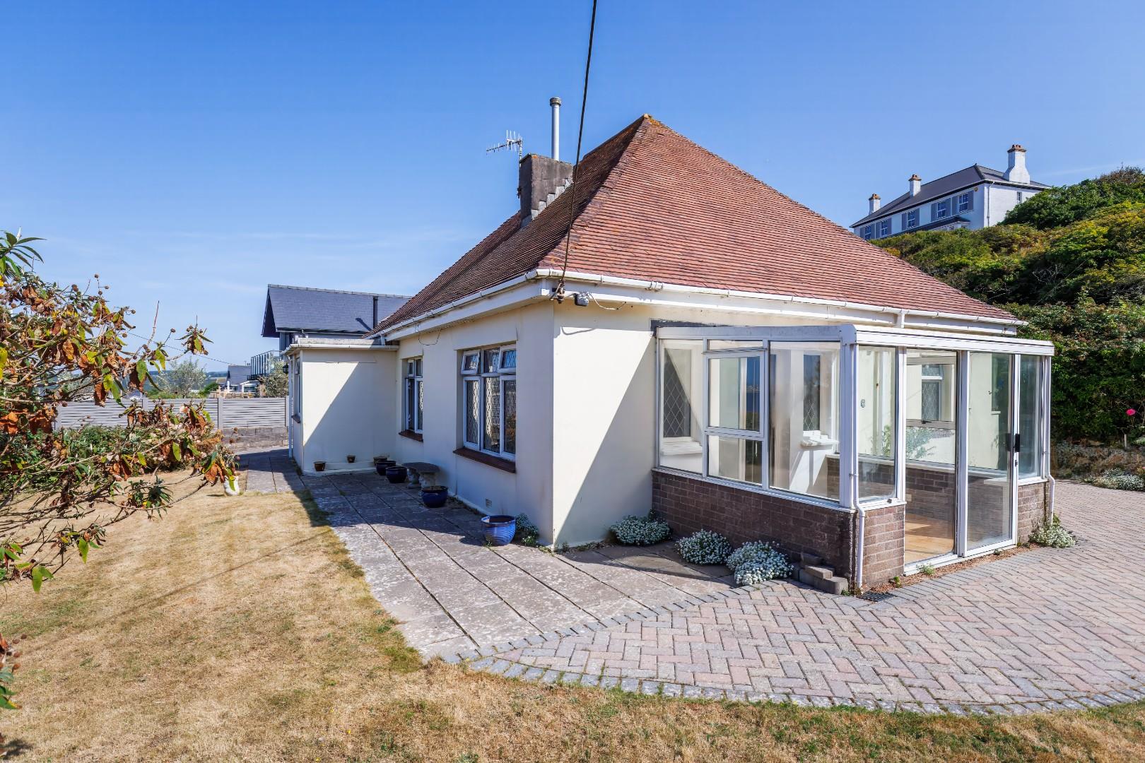Main Road, Ogmore-By-Sea, Bridgend, Vale of Glamorgan, CF32 0PD